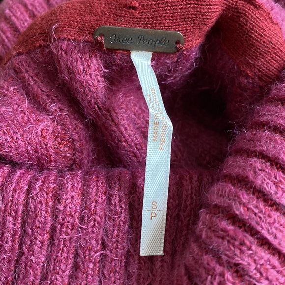 Free People Sweater - Picture 4 of 7